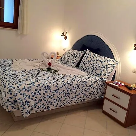 Casetta Anacaprese Bed and breakfast 4*